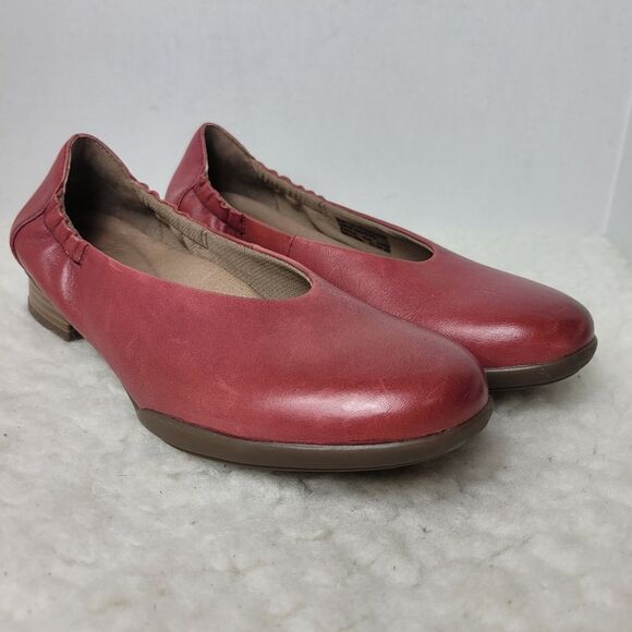 Dansko  Kira Aniline Women's Shoes Size 6.5 Leather  Flats Ballerina - Picture 1 of 11